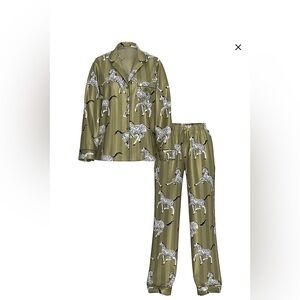 New Victoria's Secret Glazed Satin Green Chameleon Dancing Zebras Pajama Set (M)
